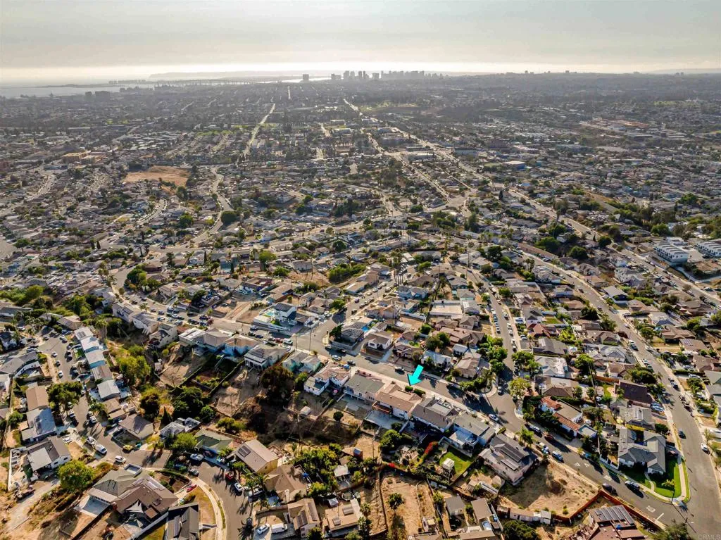 https://cdn.realtyfeed.com/cdn/127/306791305/10d057973b43c3679d8680d9a9ae573b.webp