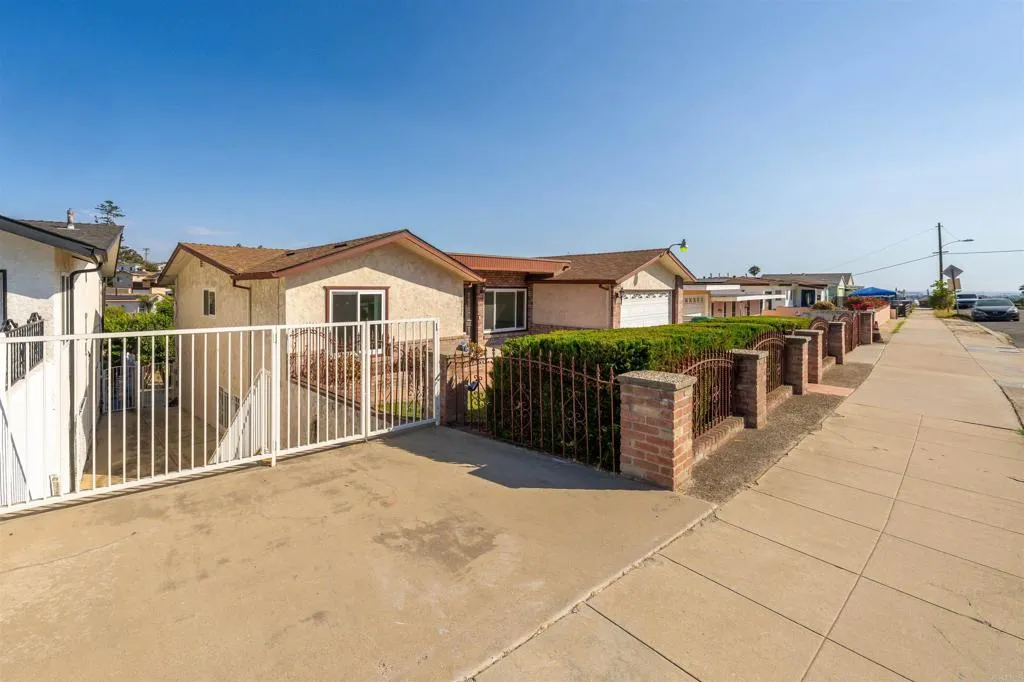 5535 San Mateo Drive, San Diego, CA 92114 - Photo 4 of 56, San Diego, CA