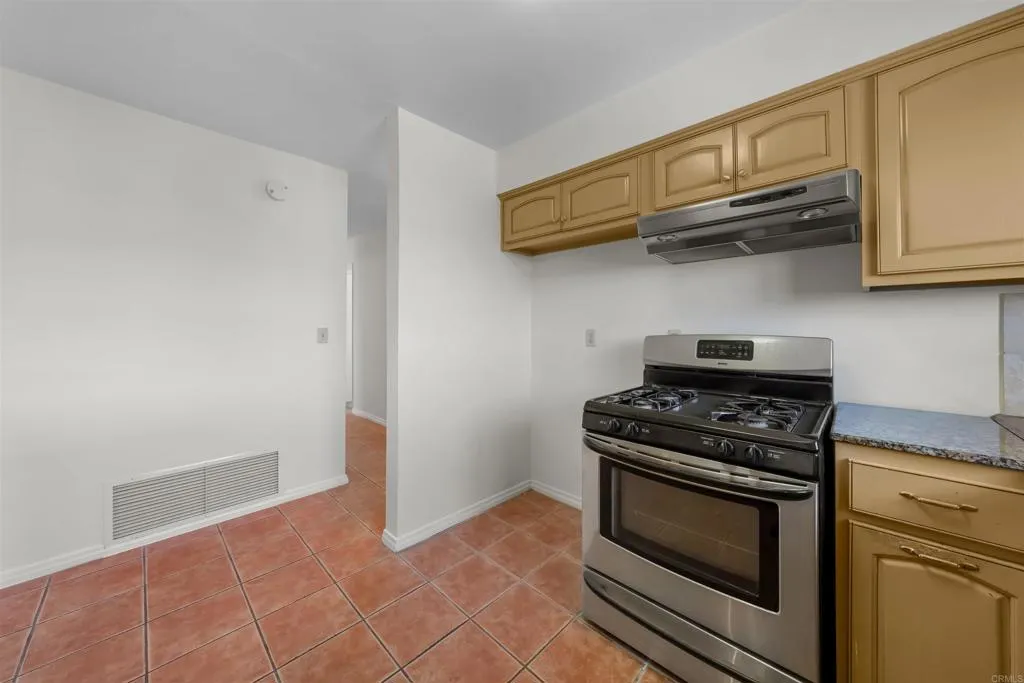 https://cdn.realtyfeed.com/cdn/127/306791305/421400eed4ad378eb8ccb0a2c23e6b25.webp