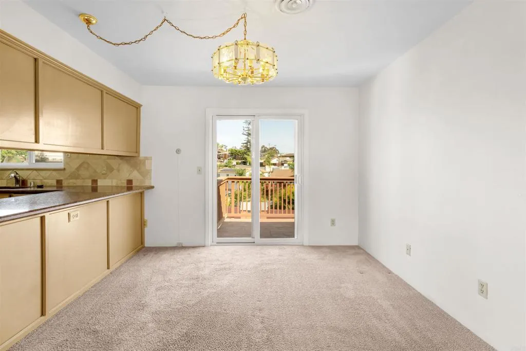 https://cdn.realtyfeed.com/cdn/127/306791305/57b7139817a676961e291360539ef6eb.webp