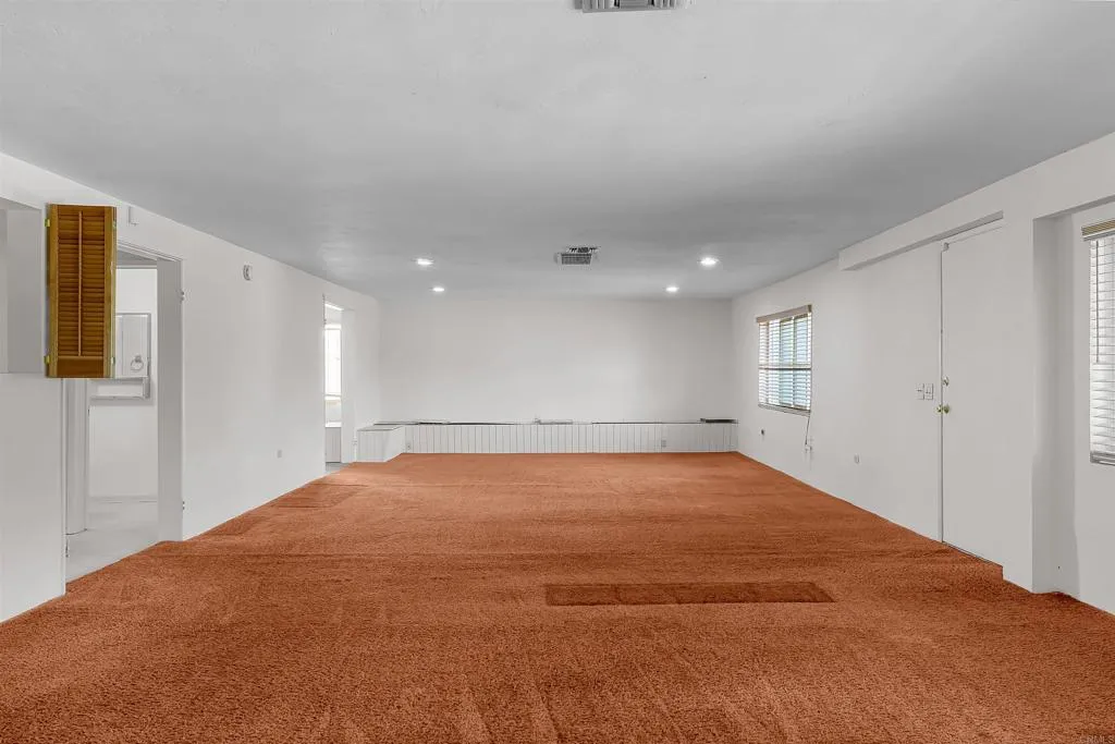 https://cdn.realtyfeed.com/cdn/127/306791305/83b0873bcb65d0dbee1d53485ddded08.webp