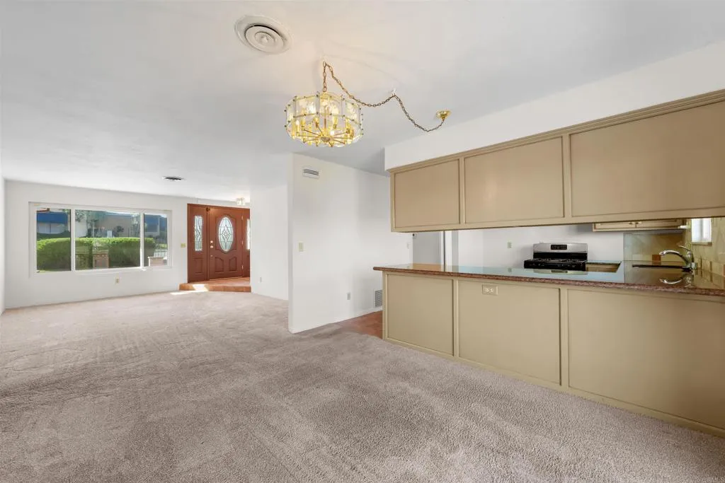 https://cdn.realtyfeed.com/cdn/127/306791305/d235b2b22986ce80c2345c27ba254553.webp