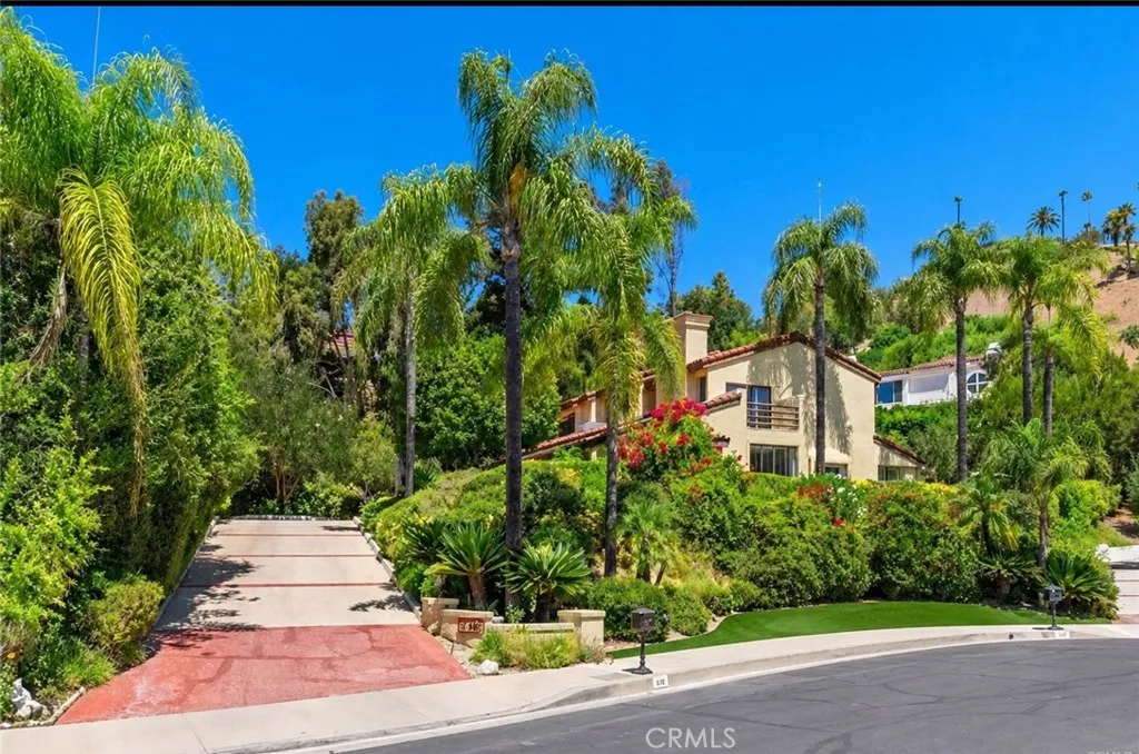 Calabasas, CA 91302