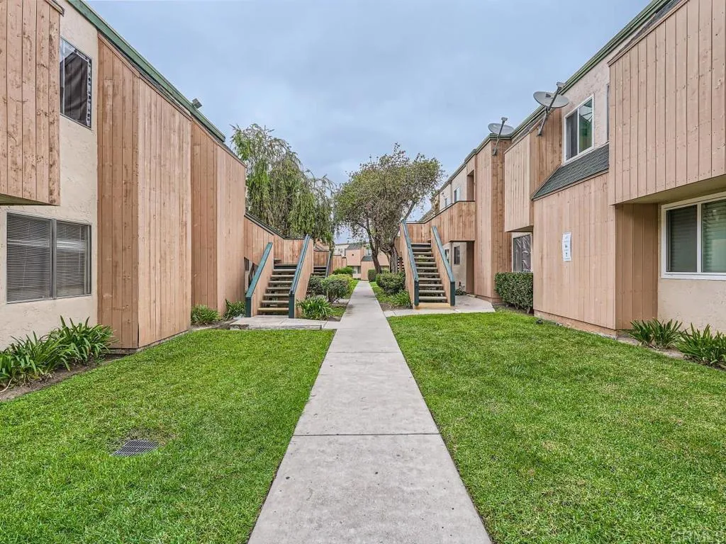 8769 Lake Murray Boulevard Unit 1, San Diego, CA 92119 - Main photo, San Diego, CA