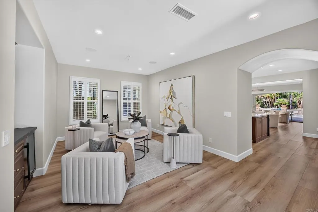 https://cdn.realtyfeed.com/cdn/127/306791389/c4478388be9f9ec4f8e5f72c9fa0b0bb.webp