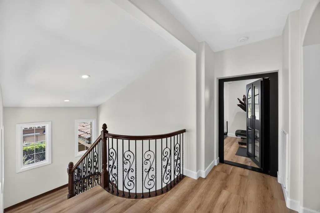 https://cdn.realtyfeed.com/cdn/127/306791389/caaca1829b836f7a360c43fd86fd19e1.webp