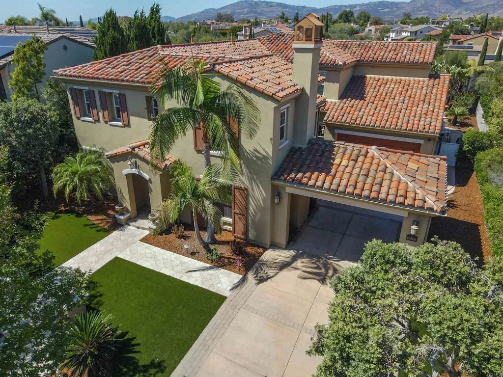 https://cdn.realtyfeed.com/cdn/127/306791389/f753b0a635c1d1f00cadead5c0c80b77.webp