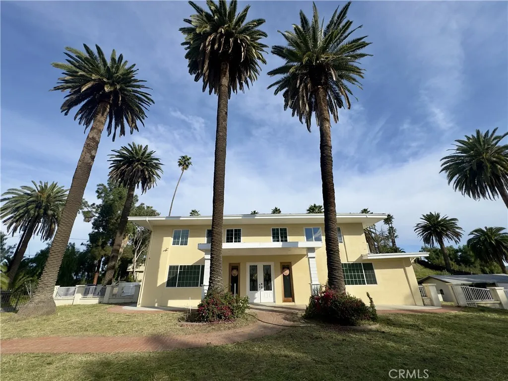 Corona, CA 92881