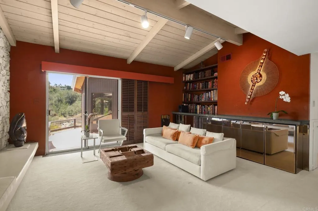 https://cdn.realtyfeed.com/cdn/127/306791433/334147496d95cc574da7f0eca5bd1e9f.webp