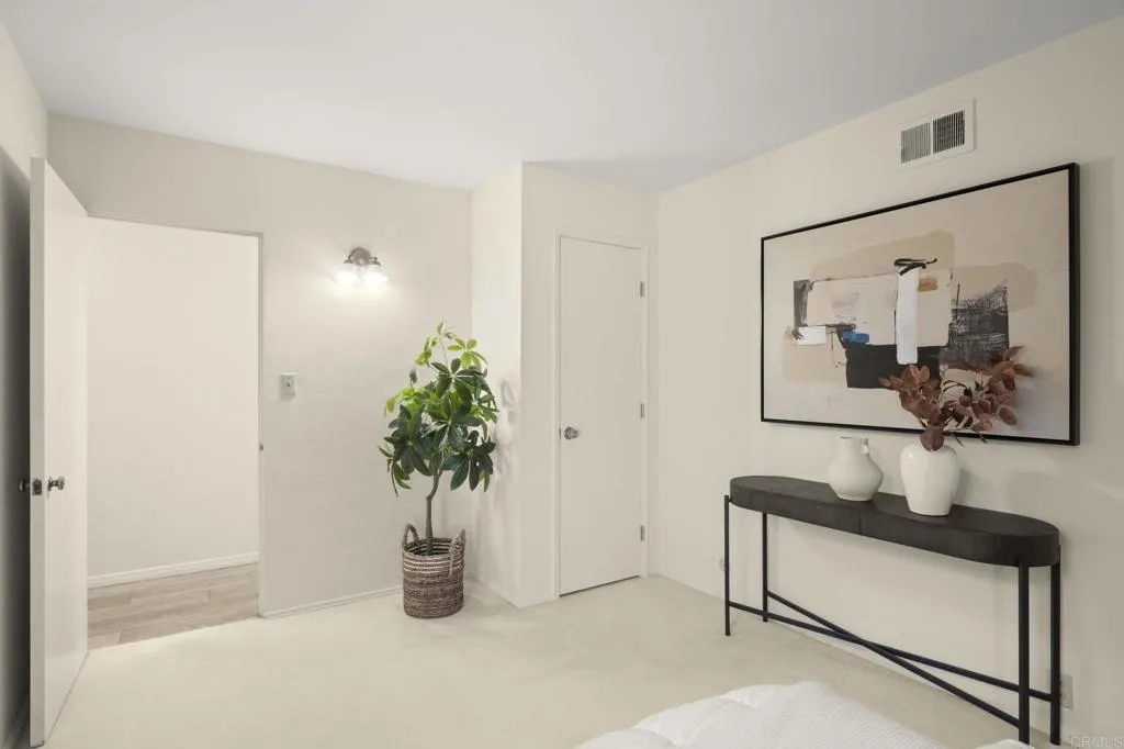 https://cdn.realtyfeed.com/cdn/127/306791433/c449e61481e0adea464b78c5dee8745f.webp