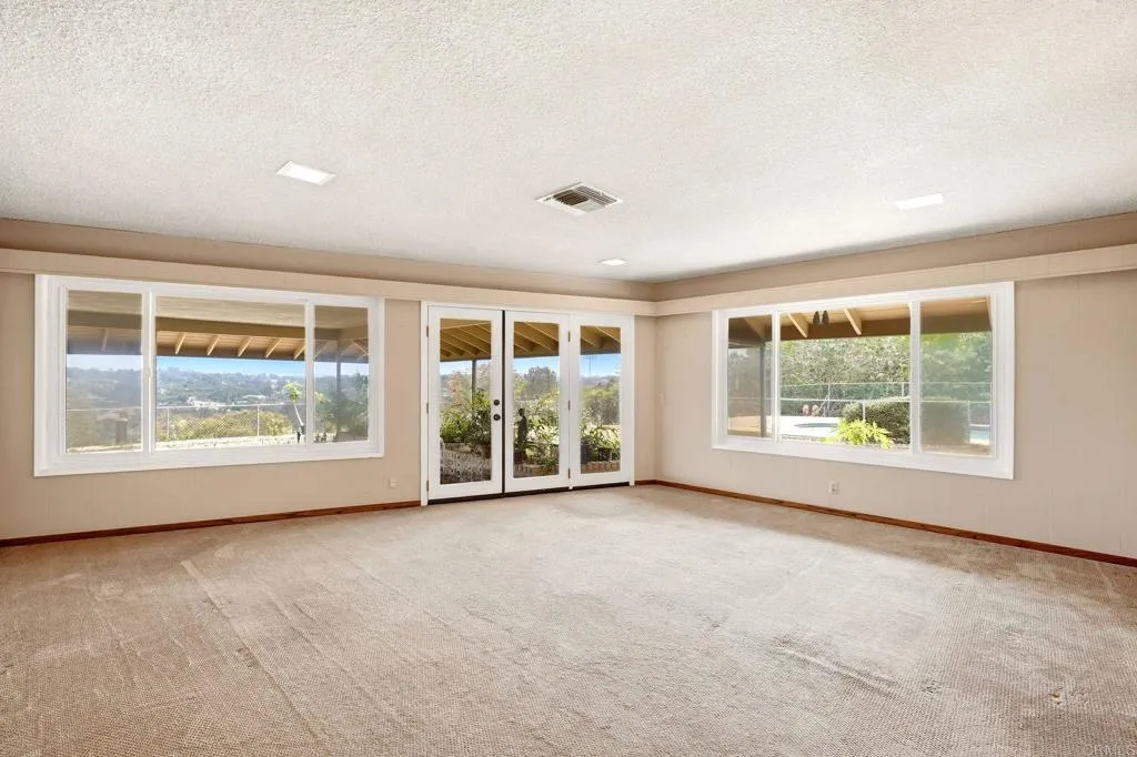 https://cdn.realtyfeed.com/cdn/127/306791455/1c62cf0ccef64636788827988fbd8403.webp
