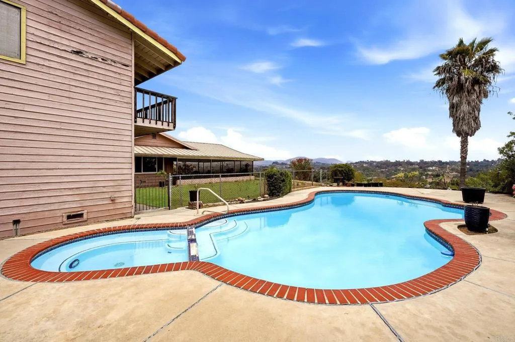 https://cdn.realtyfeed.com/cdn/127/306791455/575980402c58ada5f34a07013a1b5313.webp