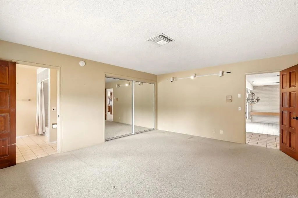 https://cdn.realtyfeed.com/cdn/127/306791455/a820b3c96c6978a96b088131f3ee909c.webp