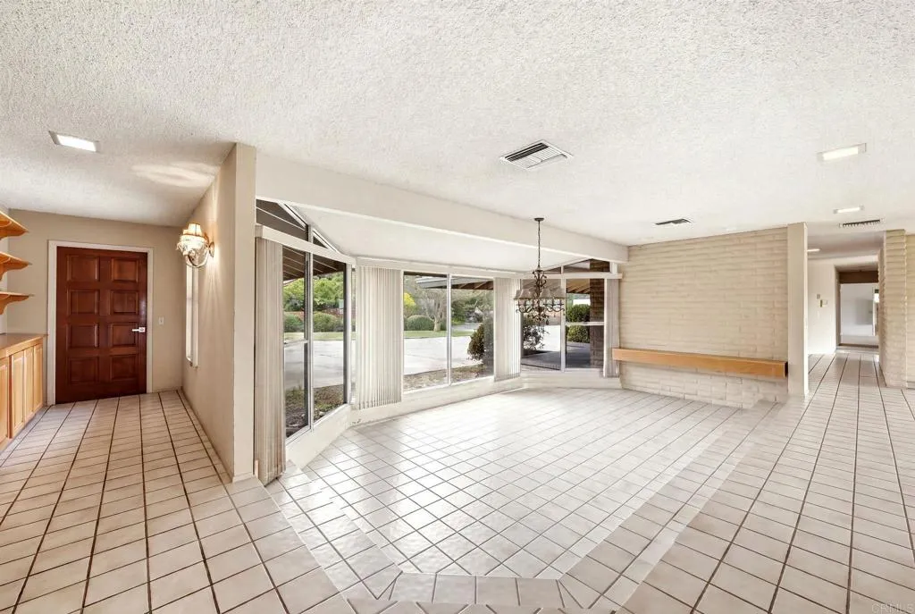 https://cdn.realtyfeed.com/cdn/127/306791455/e02e7116c478b0e1ecbd95311cdb5d48.webp