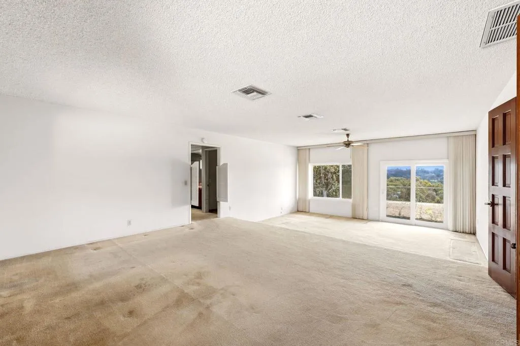 https://cdn.realtyfeed.com/cdn/127/306791455/e683de01e5f348d402e1045a9ef99765.webp