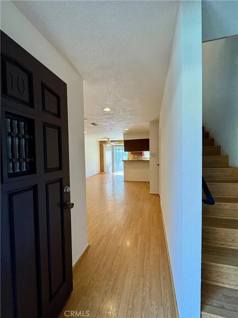 La Habra, CA 90631