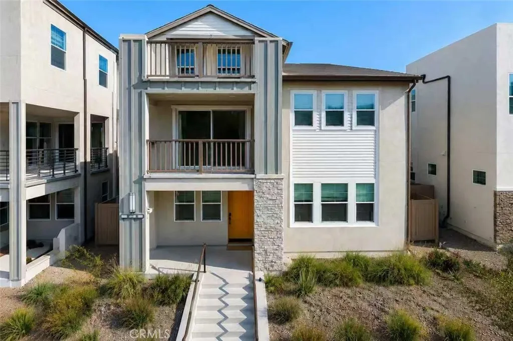 Irvine, CA 92618