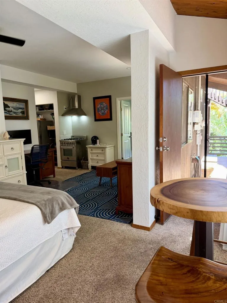 Outside Area (outside Ca), HI 96741