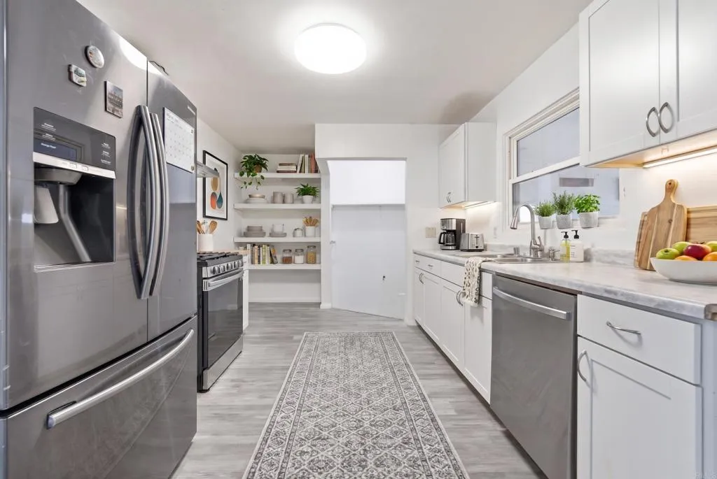 https://cdn.realtyfeed.com/cdn/127/306791532/a576f82fdb7ed07afa741d953ed06442.webp