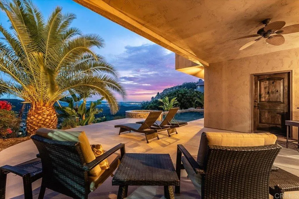 https://cdn.realtyfeed.com/cdn/127/306791574/8da7c0c9c01a9d42a1337a86b3e3cbed.webp