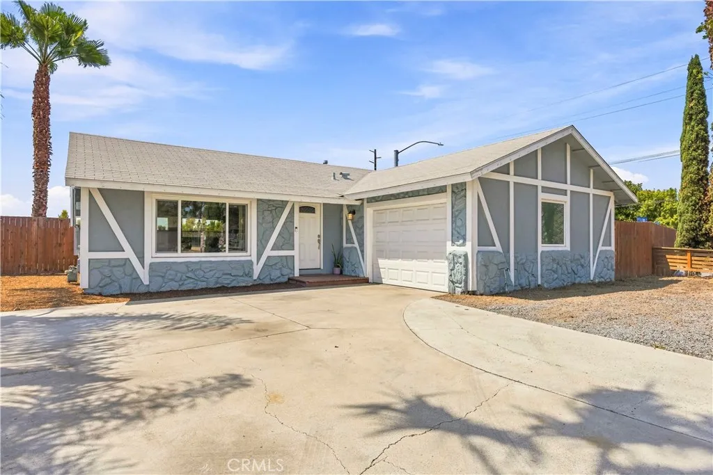 https://cdn.realtyfeed.com/cdn/127/306791601/52efcf0a0af7523d931efc54032390c9.webp