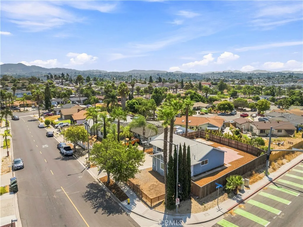 https://cdn.realtyfeed.com/cdn/127/306791601/62adacb4b6f32b79869599810c7e281d.webp