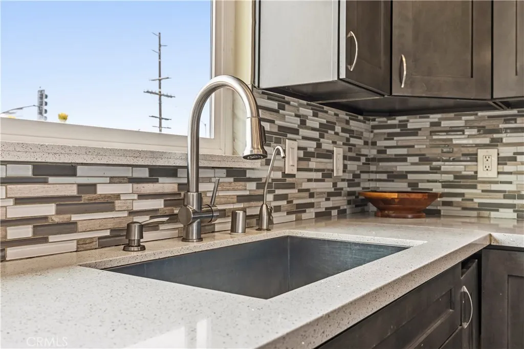 https://cdn.realtyfeed.com/cdn/127/306791601/76cd1b02573a1a843c4409abfa16536f.webp