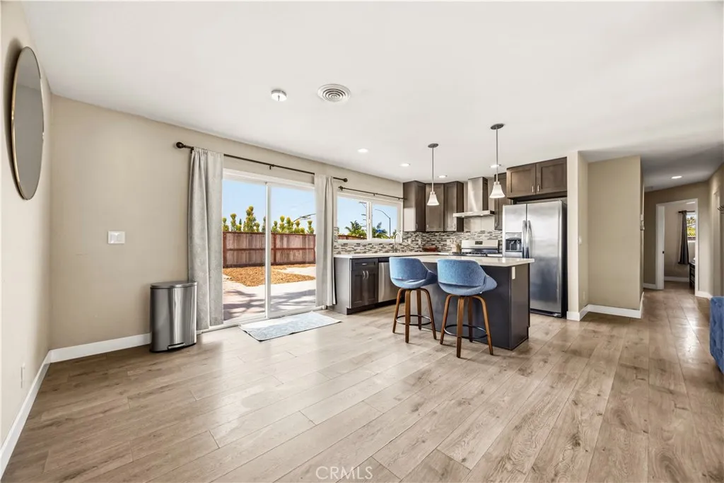 https://cdn.realtyfeed.com/cdn/127/306791601/a2c1f5db13a558eb05f5b37f3157a321.webp