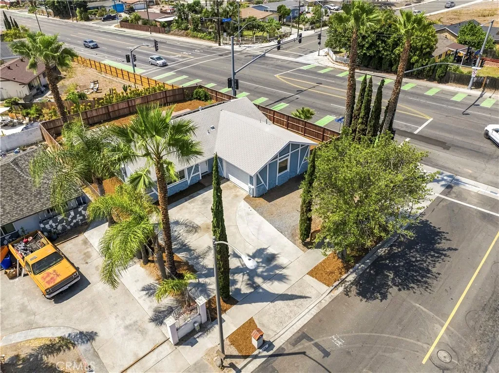 https://cdn.realtyfeed.com/cdn/127/306791601/ef1f8ceb7e2eb4ec135ce14f4cf7be37.webp