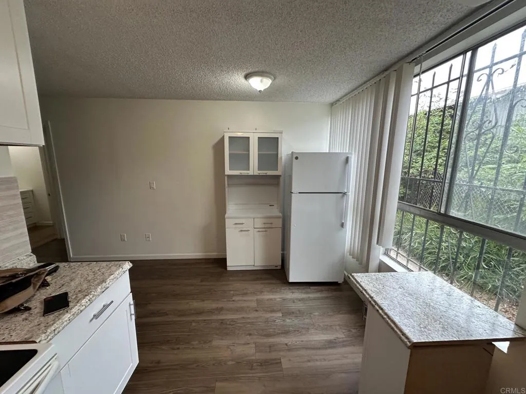 https://cdn.realtyfeed.com/cdn/127/306791640/33c601cae7fc49e7519b52e8fa40188e.webp