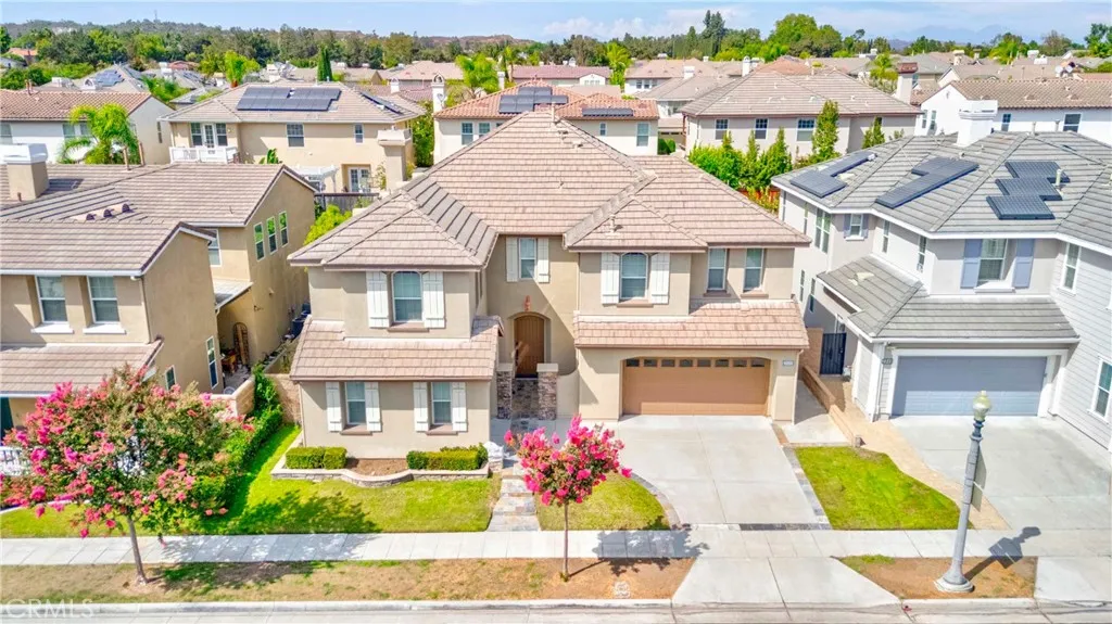 Fullerton, CA 92833
