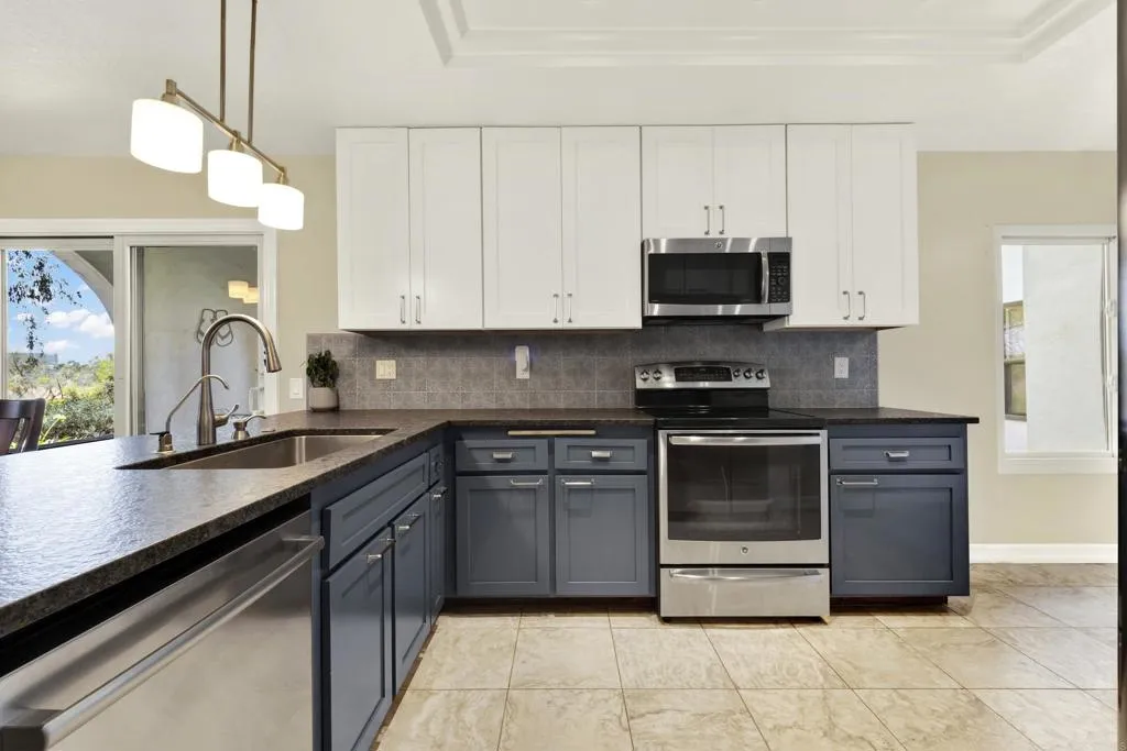 16130 Avenida Venusto Unit 24, San Diego, CA 92128 - Photo 5 of 38, San Diego, CA
