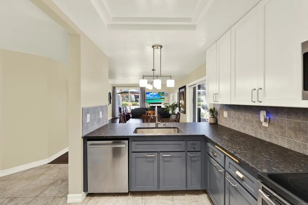 Photo #8: PTP2606170 Listing: Photo #8