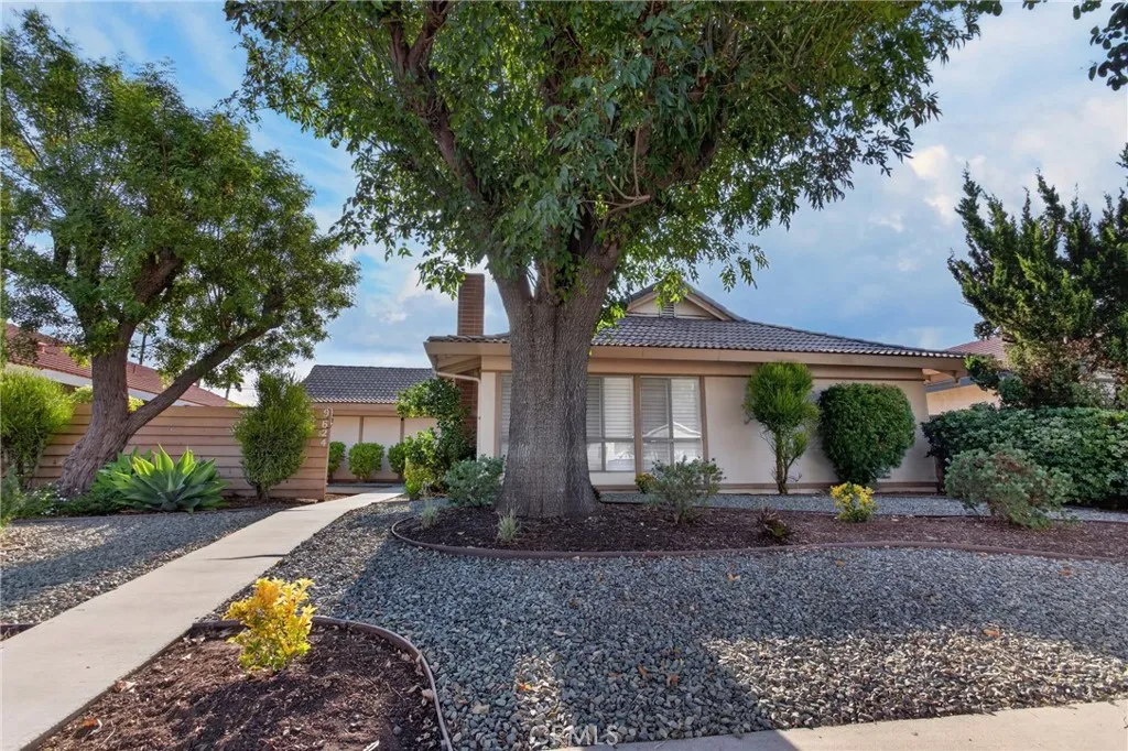 North Hills, CA 91343