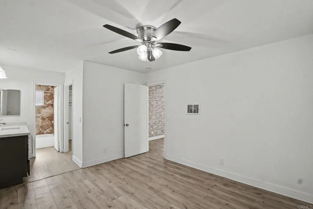 Photo #15: PTP2606175 Listing: Photo #15