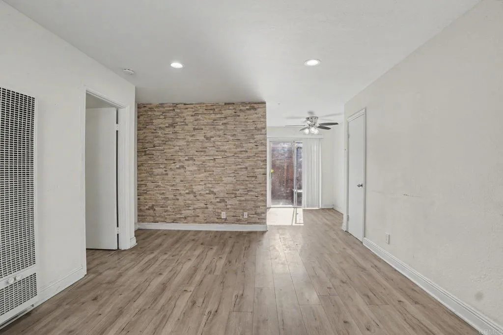 Photo #2: PTP2606175 Listing: Photo #2