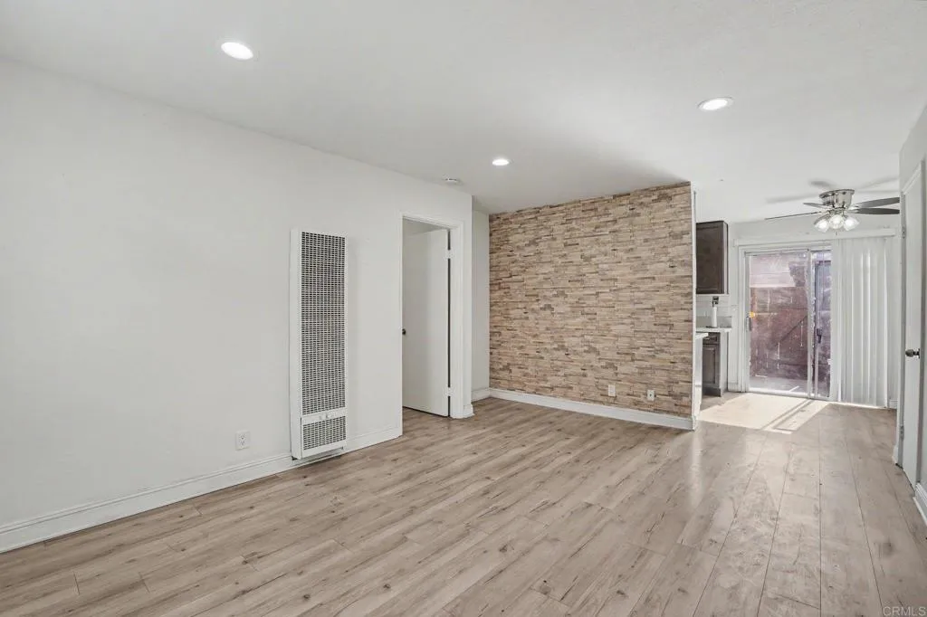Photo #3: PTP2606175 Listing: Photo #3
