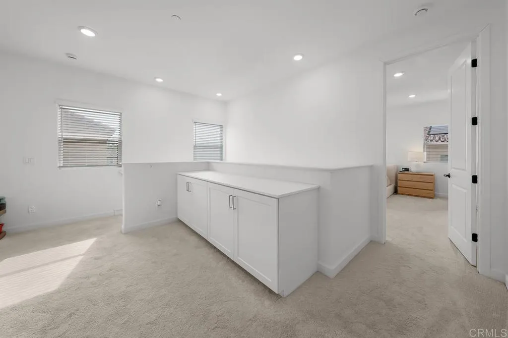 https://cdn.realtyfeed.com/cdn/127/306791834/09aab29000ed0c1b7635f7ff28b771d0.webp