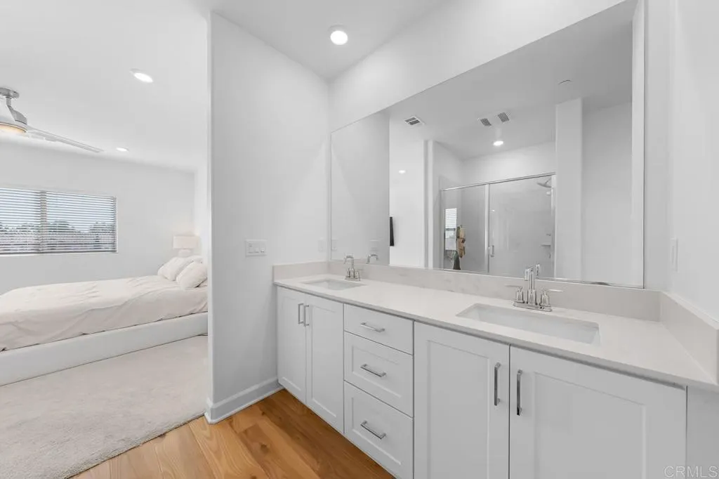 https://cdn.realtyfeed.com/cdn/127/306791834/0fd08c676e9d618c41735767f19ac2dc.webp
