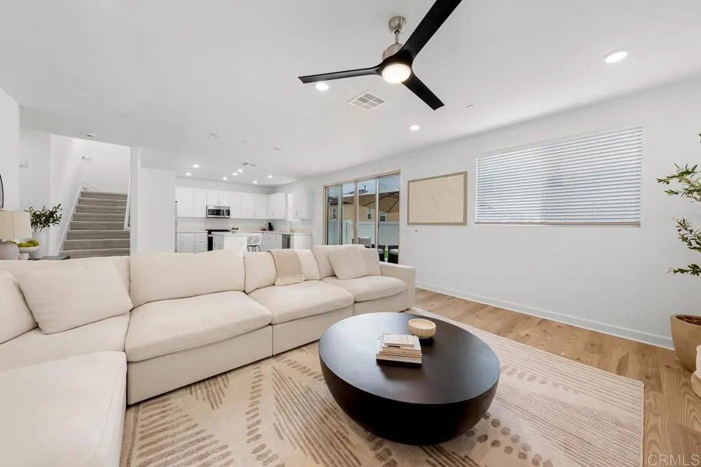 https://cdn.realtyfeed.com/cdn/127/306791834/95f5400868fc7e975570acfc4e03d894.webp