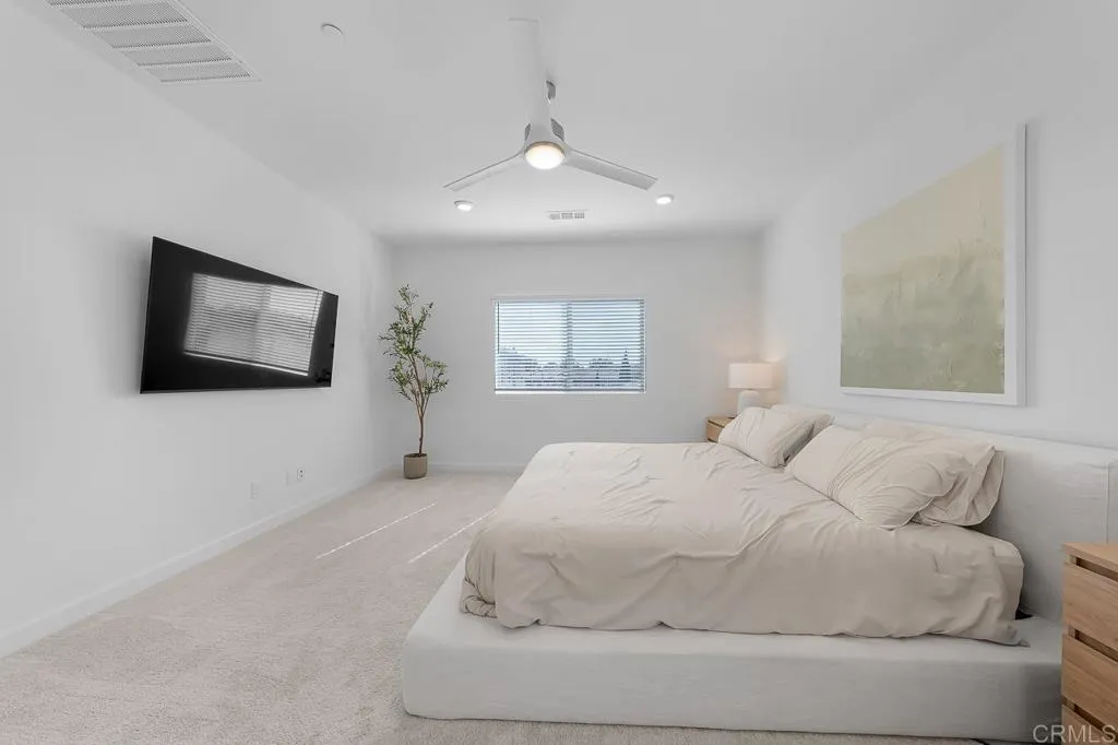 https://cdn.realtyfeed.com/cdn/127/306791834/bbd6b0b469530a64c7bb50bbaa0fe9e2.webp