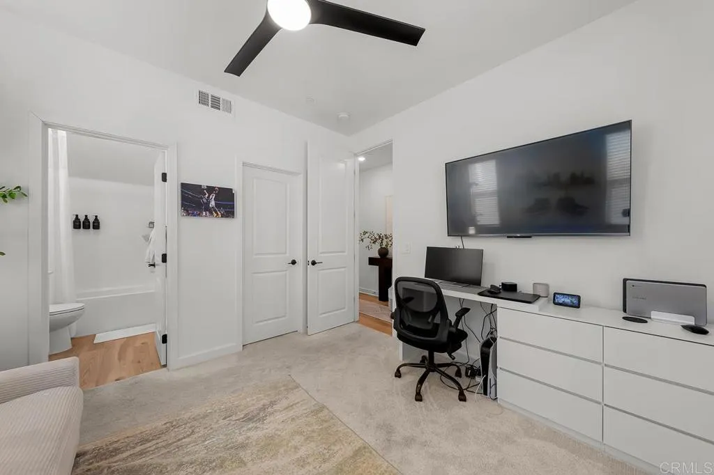 https://cdn.realtyfeed.com/cdn/127/306791834/d8b83acbba079e00fb182fd0db7d2d82.webp