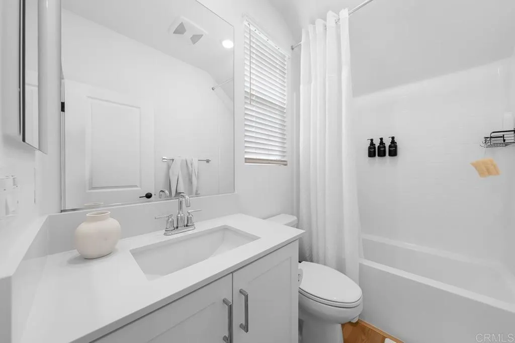 https://cdn.realtyfeed.com/cdn/127/306791834/df62570e9320fdf1812880775d4320cf.webp