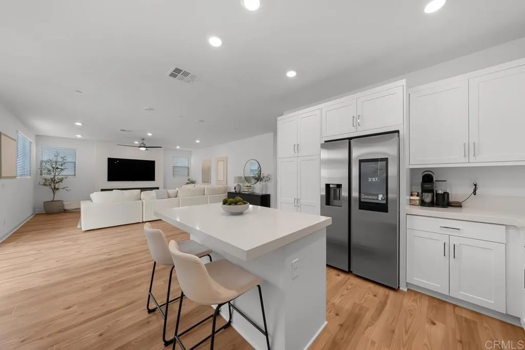 https://cdn.realtyfeed.com/cdn/127/306791834/e26bb44304e7d3b440be2290c3b02291.webp