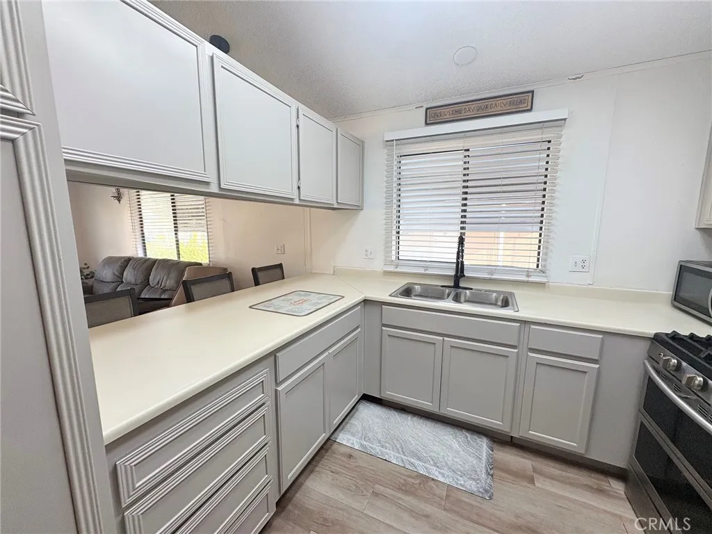 https://cdn.realtyfeed.com/cdn/127/306791852/022744048e1922d5e707938343f8bfba.webp