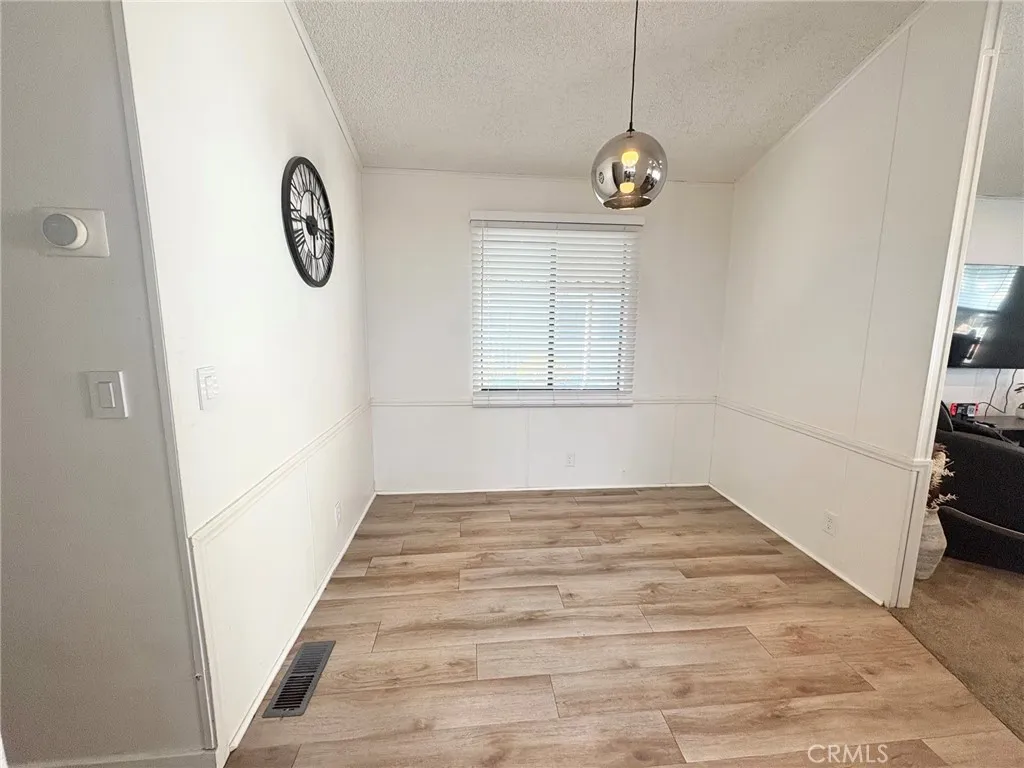 https://cdn.realtyfeed.com/cdn/127/306791852/785d31ab682fcb5490fab9446018846b.webp