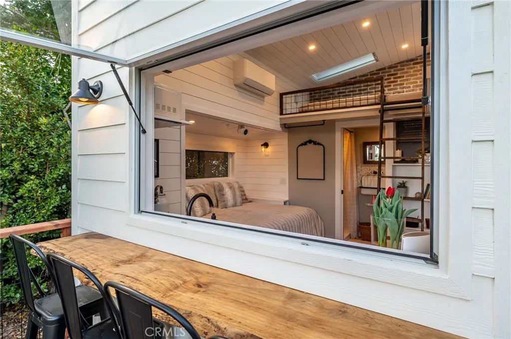 https://cdn.realtyfeed.com/cdn/127/306791855/29d70fadb988280206db97e2c36c7fae.webp
