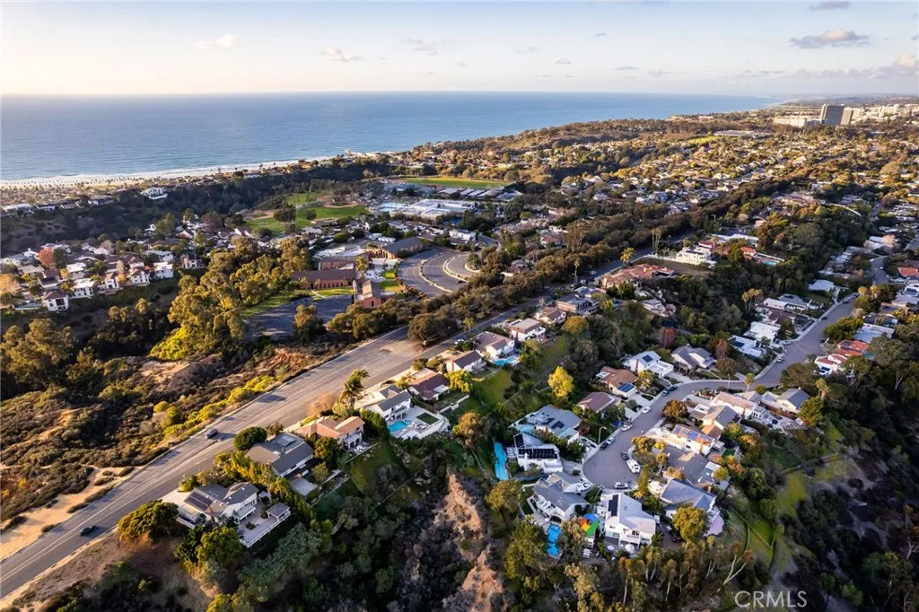 https://cdn.realtyfeed.com/cdn/127/306791855/662683a84b9e66b1a6e7944830c0e83e.webp
