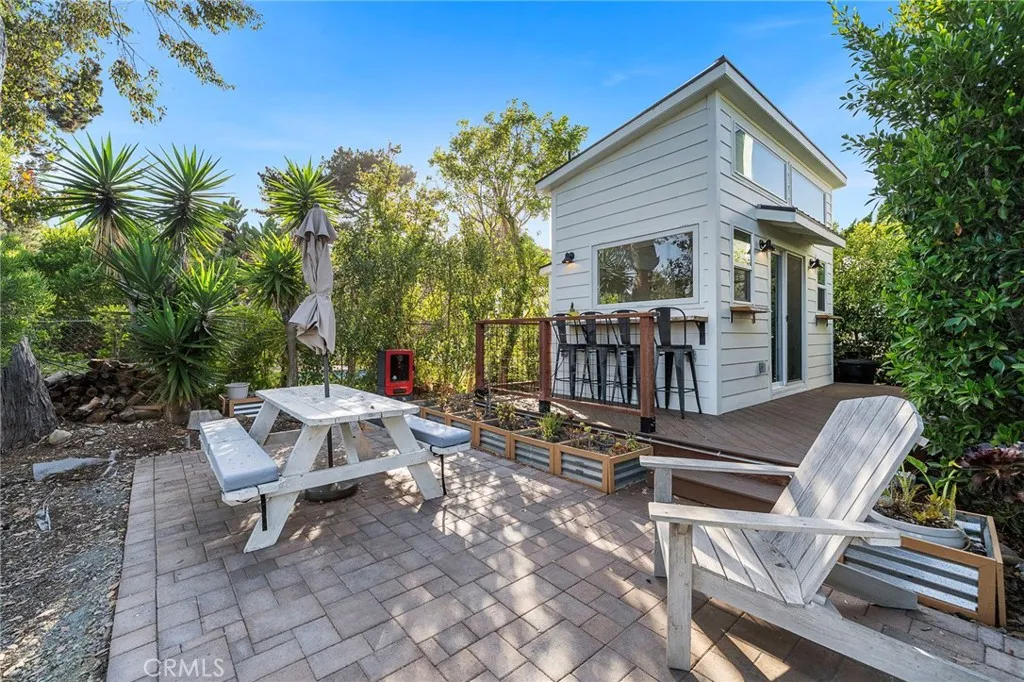 https://cdn.realtyfeed.com/cdn/127/306791855/7d2f2ffff6b3ee01f84836cb2df18b83.webp