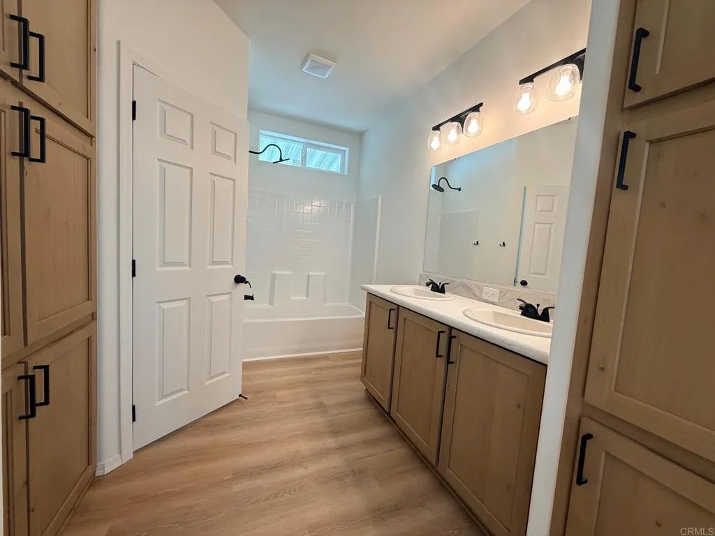 https://cdn.realtyfeed.com/cdn/127/306791864/54128505f3ca1493ad65ee288f3f99f8.webp